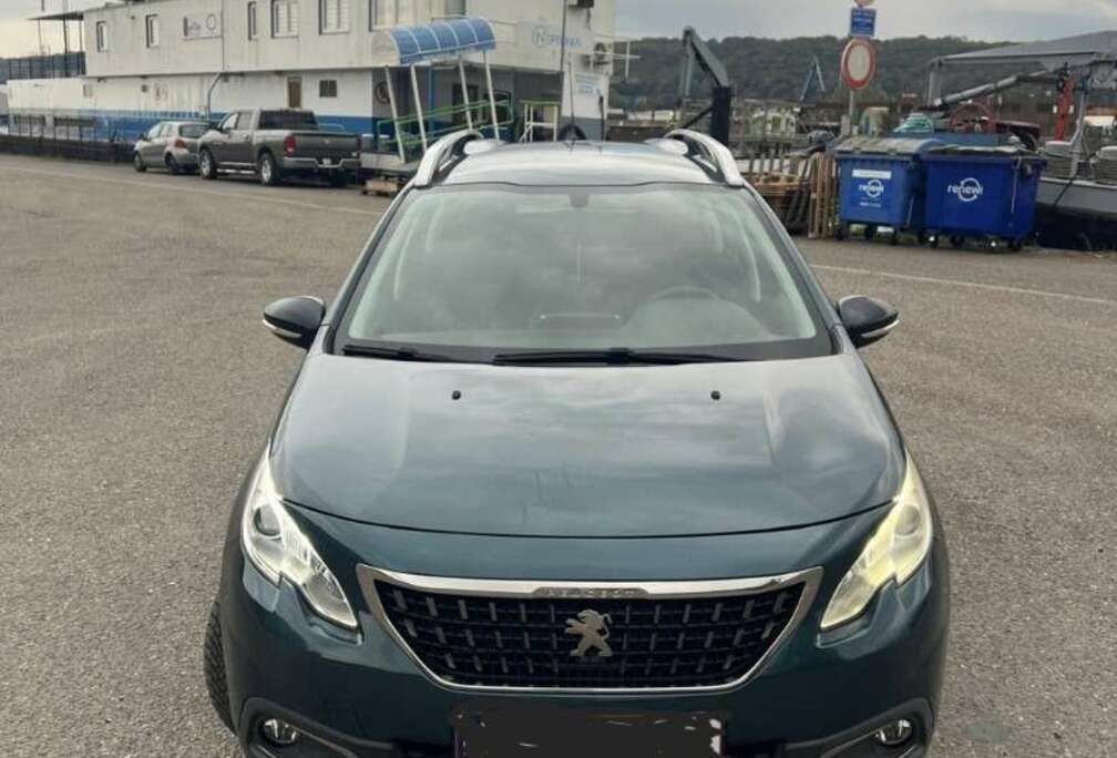 Peugeot 1.2i PureTech Style 21000 km certifie car pass