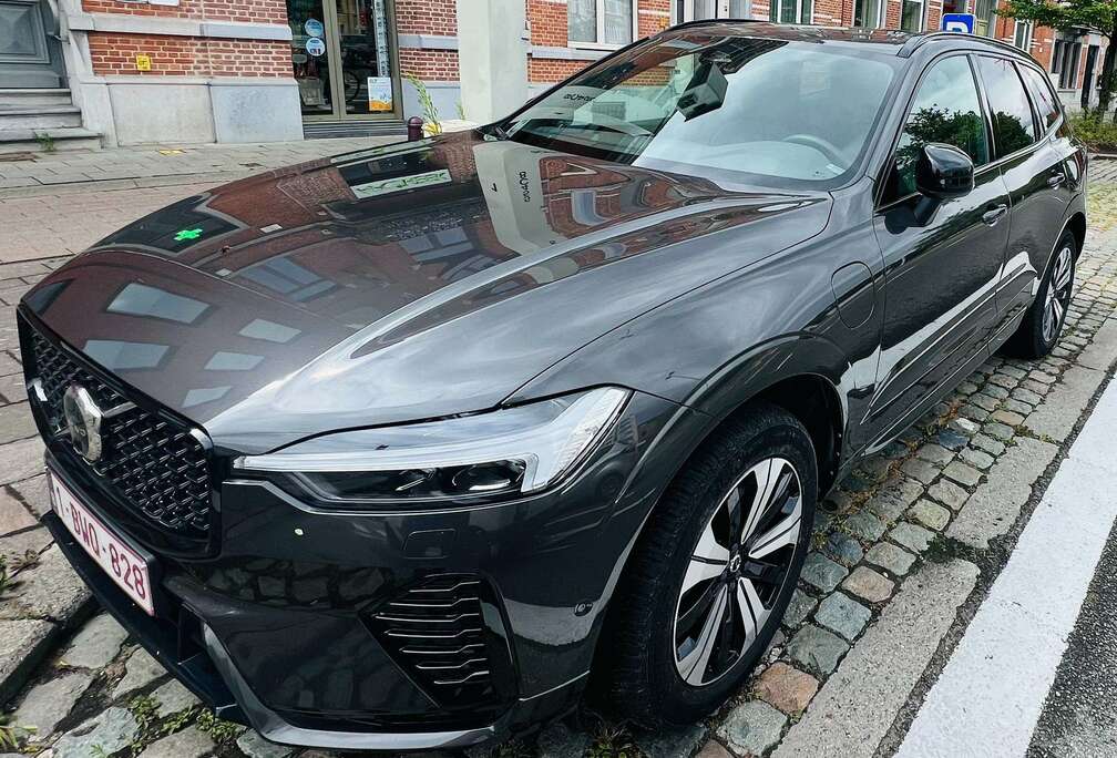 Volvo XC60 T6 AWD Recharge Plus Dark