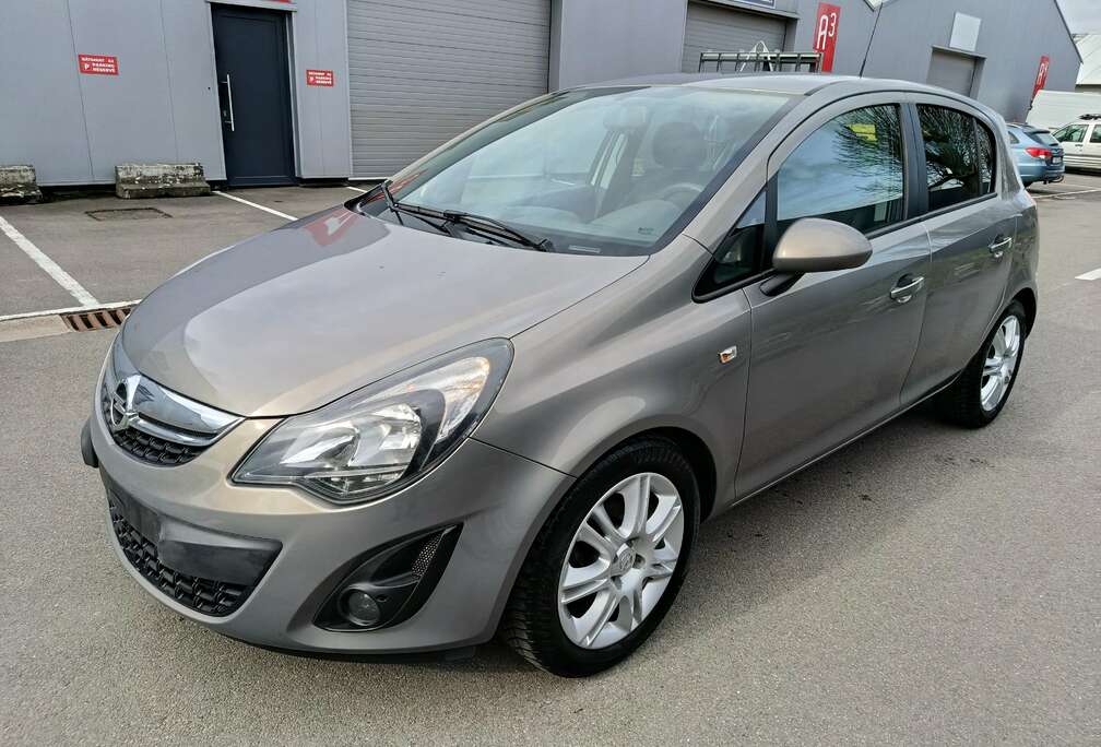Opel Corsa 1.3 CDTi Cosmo 5p eur5 Airco