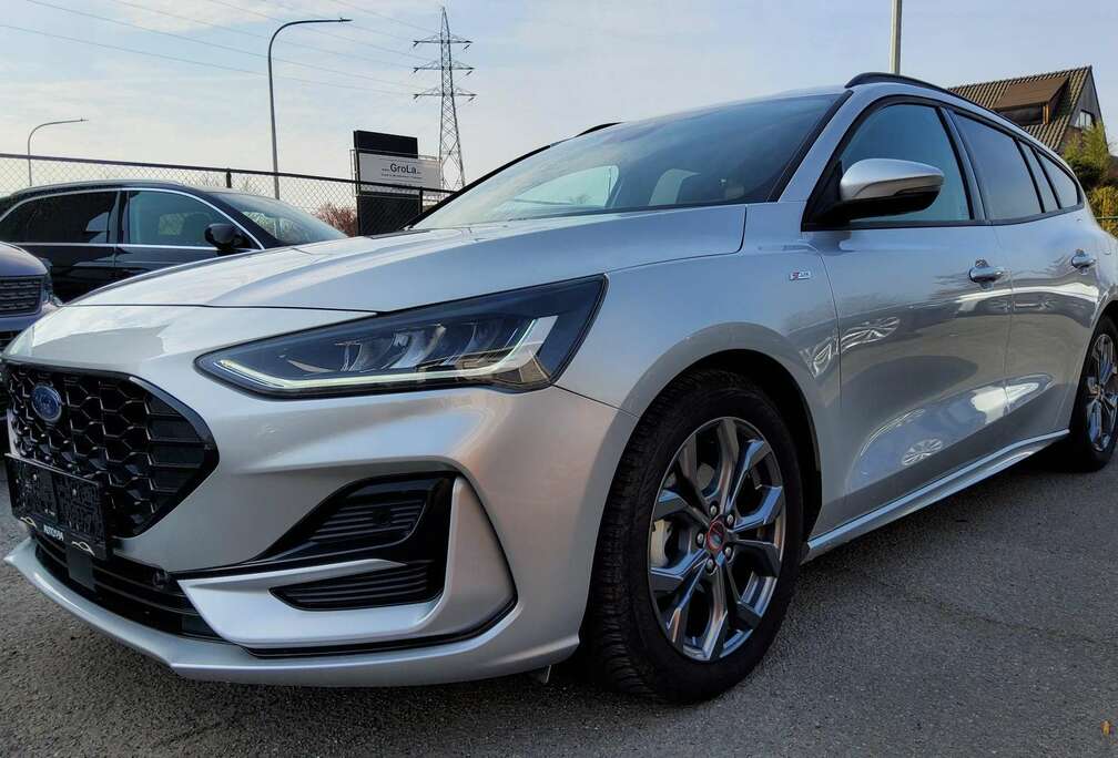 Ford Focus Clipper 1.0 EcoBoost MHEV ST-Line X