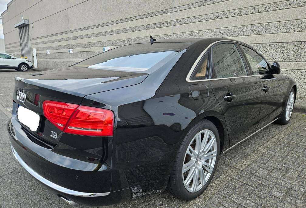 Audi 4.2 V8 TDI Quattro / 1.Eig / Audi Exclusive design