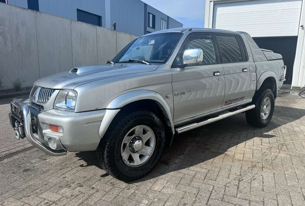 Mitsubishi 2.5 Tdint. GLS 4WD Privacy Nebraska