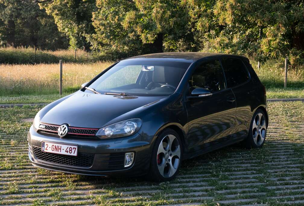 Volkswagen 2.0 TSI