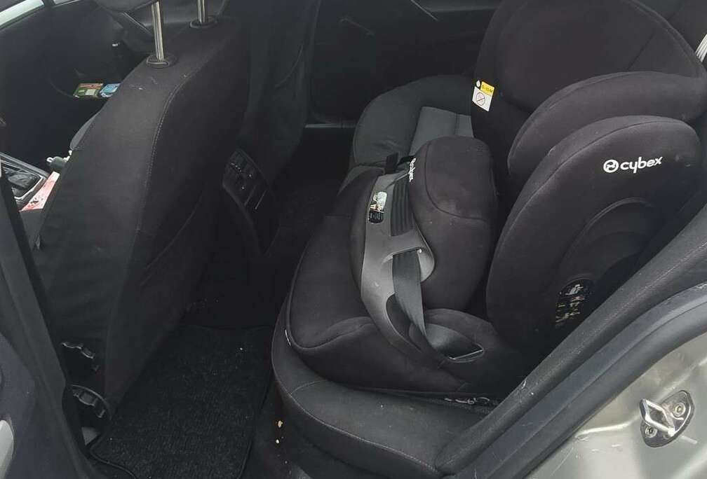 Skoda 1.6 Automatik Ambiente