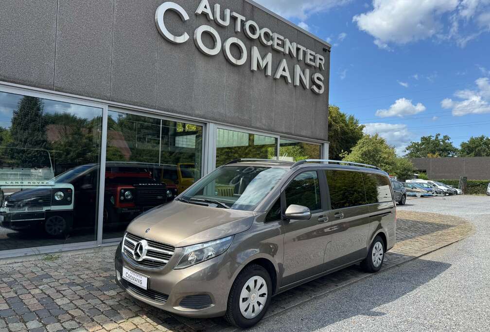 Mercedes-Benz V 220 CDI    MINDERVALIDE VOERTUIG