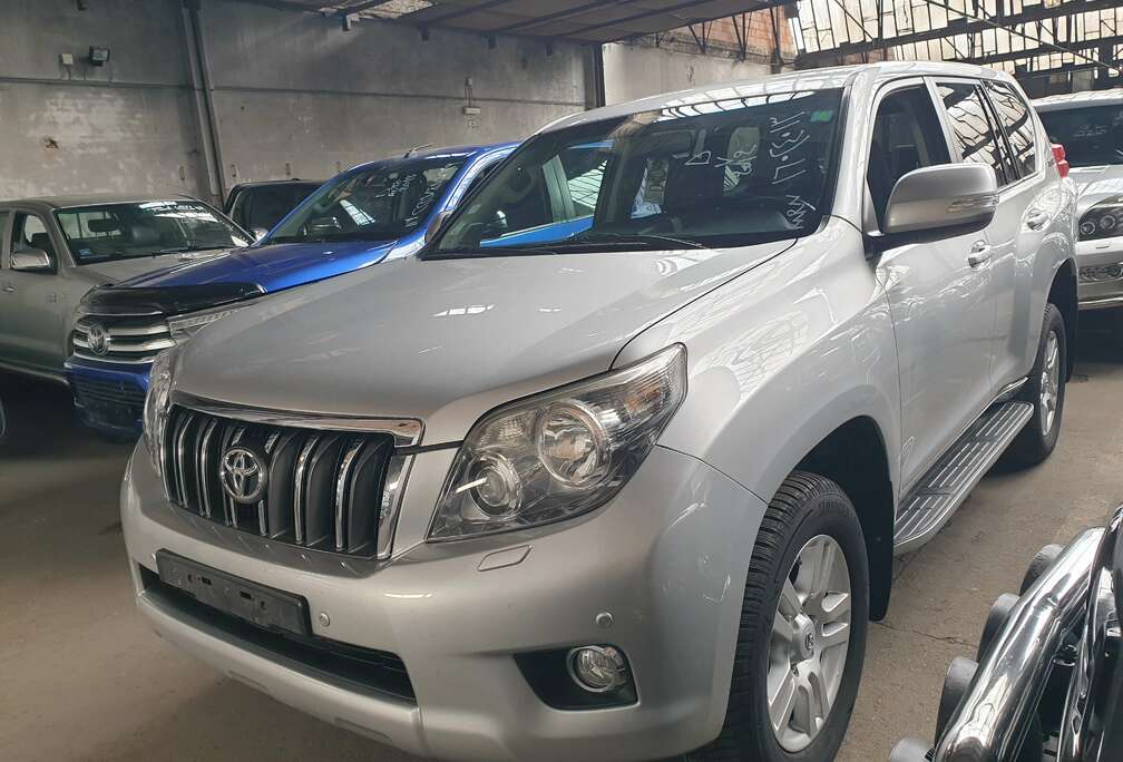 Toyota Landcruiser 3.0 D-4D Legend