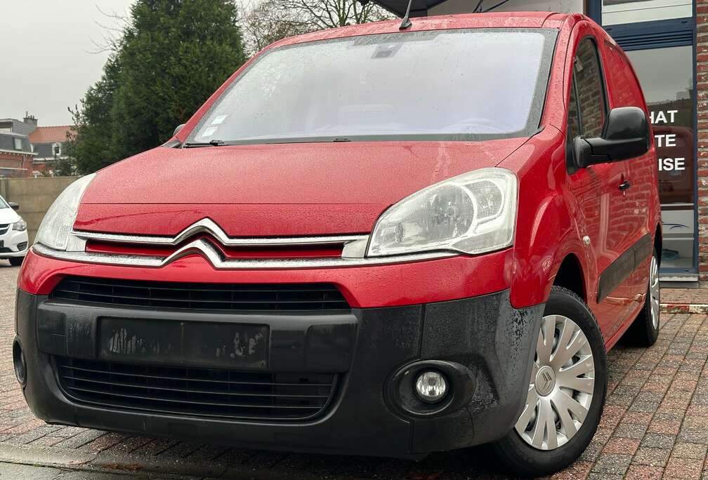 Citroen UTILITAIRE*1.6HDi*1ER MAiN*CARNET*NAVi*AiRCO*CTOK