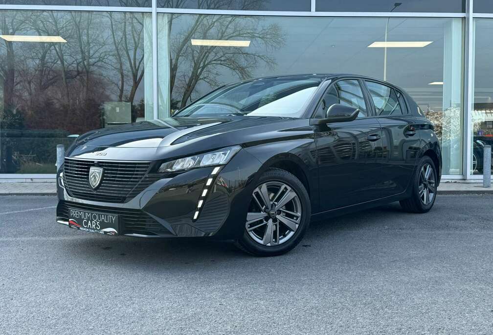 Peugeot AUTOMAAT / CARPLAY / SENSOREN / NAVI /AIRCO /