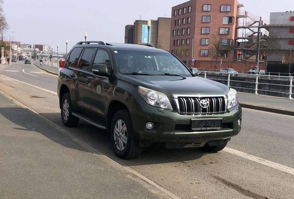 Toyota Landcruiser 3.0 D-4D Premium