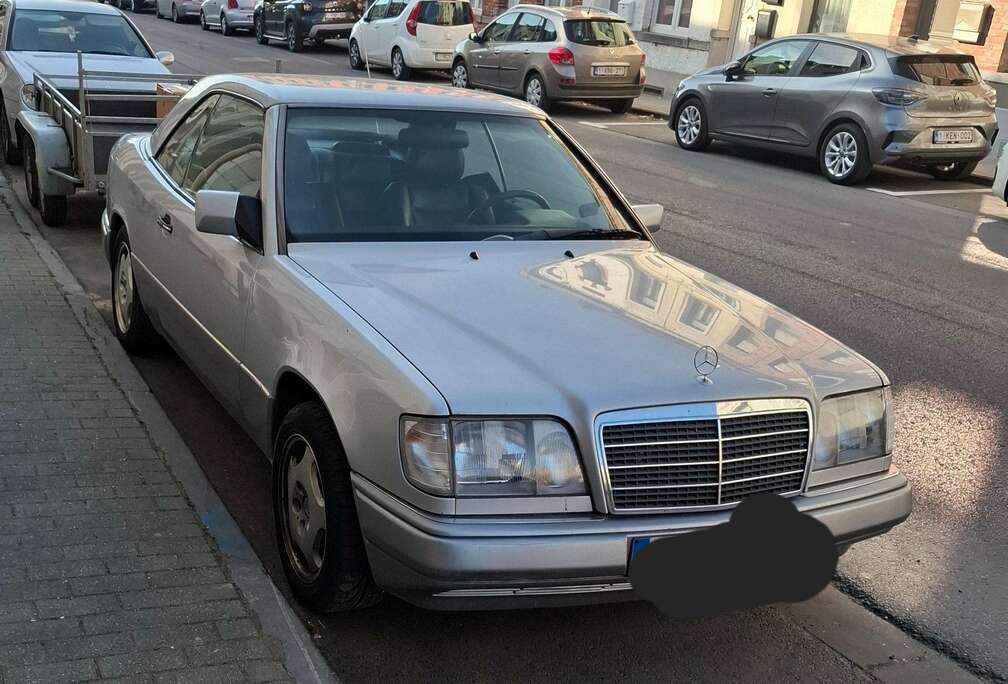 Mercedes-Benz E 220