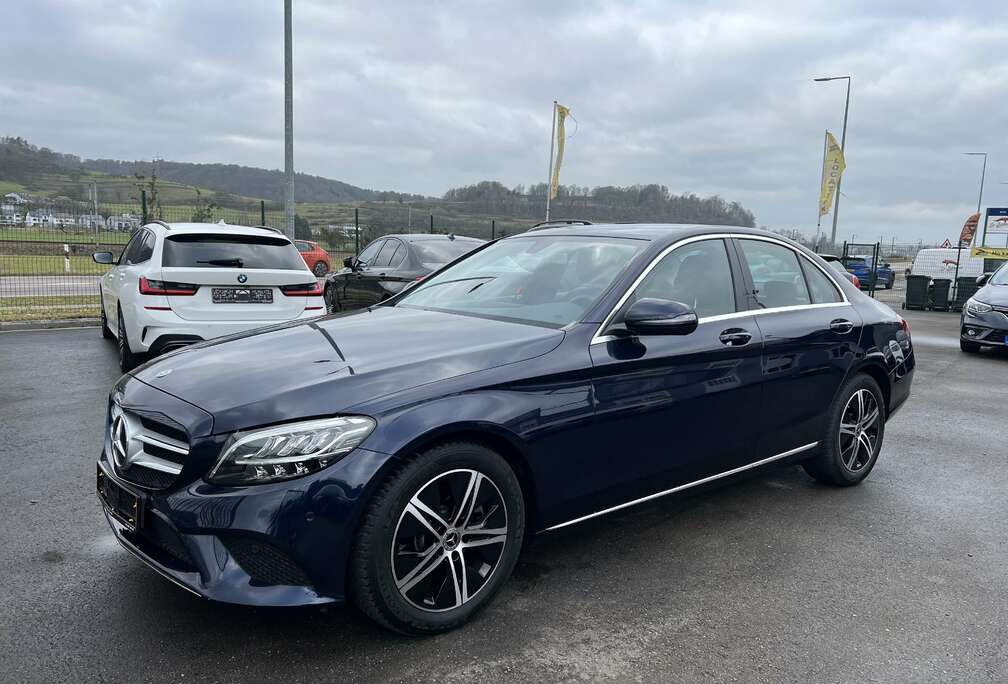 Mercedes-Benz C200d 9G-TRONIC Avantgarde
