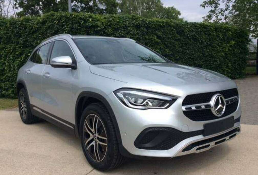 Mercedes-Benz progressief * camera * 3 jaar waarborg * verwarmde zetels voor * LED