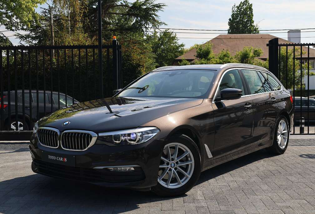 BMW dA Break | Camera | Cruise | Key-Less | Sfeerverlichting | Car-Play | Elek.-Koffer | Elek.-Stoelen | Memory-Stoelen |