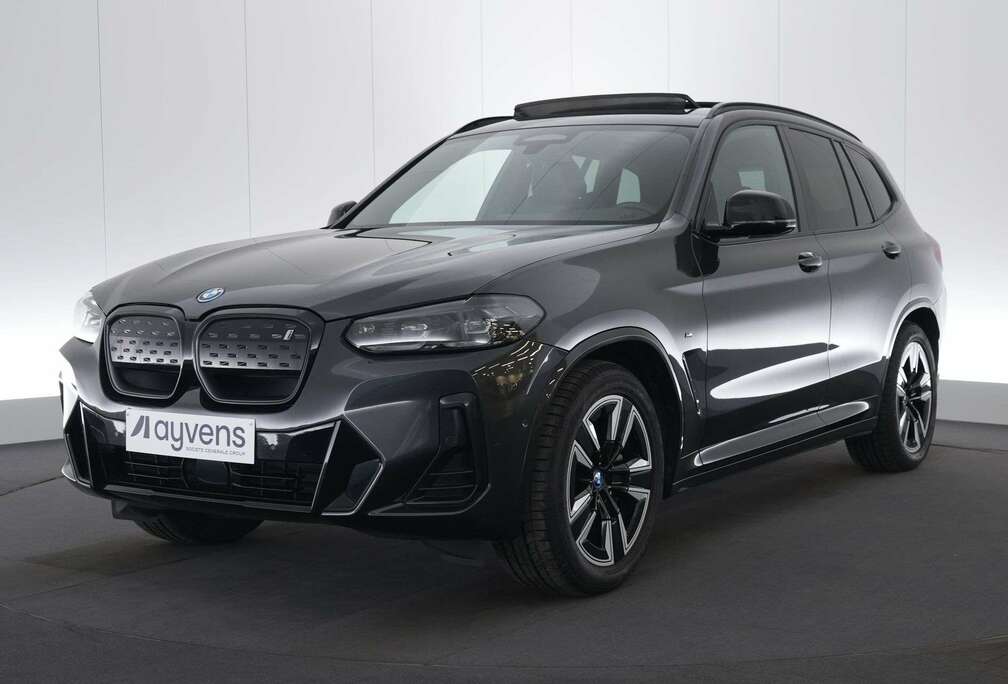 BMW 80 kWh Dark Shadow LEDER/CUIR LED GPS PDC CAM Pano