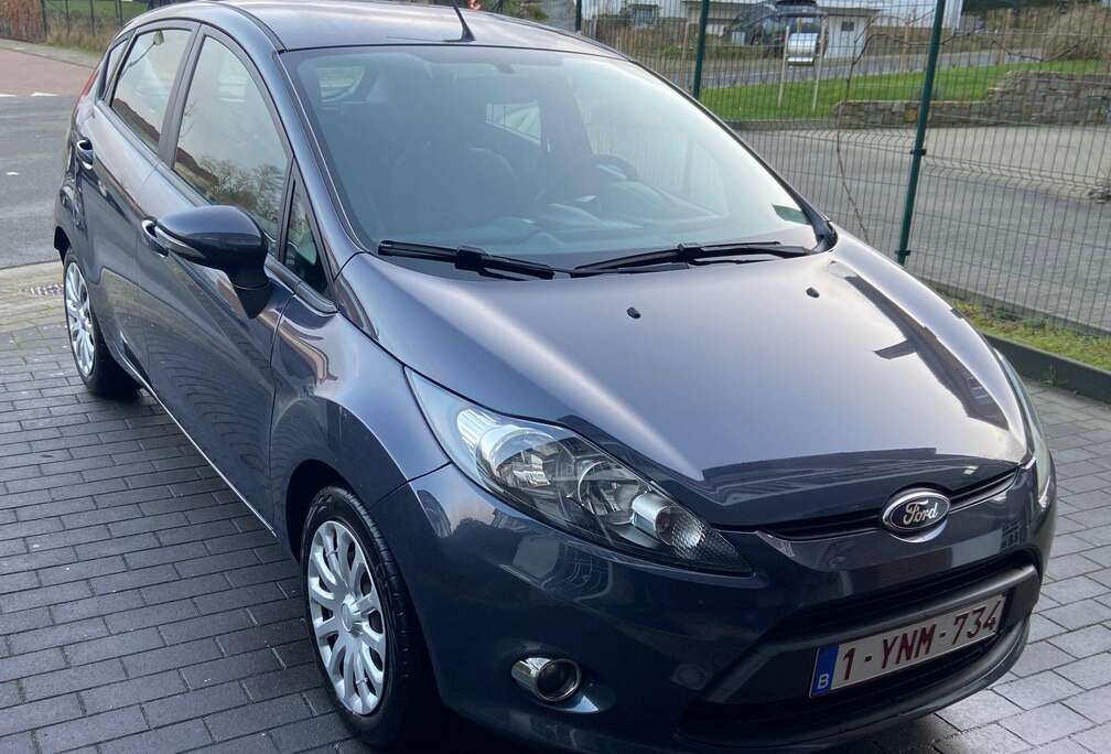 Ford Fiesta 1.4i Champions Edition