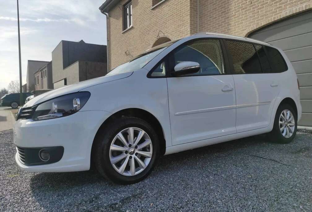 Volkswagen Touran 1.6 CR TDi Highline 7pl. DSG