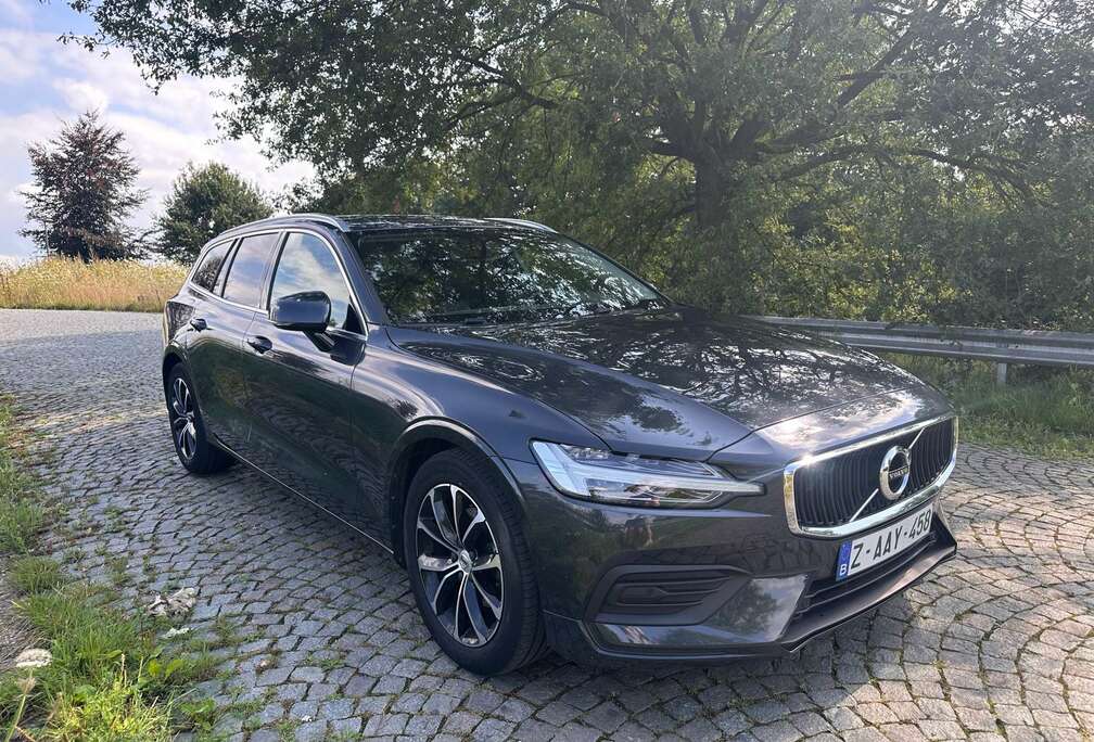 Volvo D3 Geartronic Momentum Pro / Harman Kardon