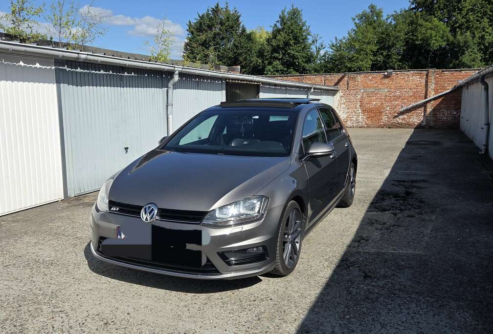 Volkswagen Golf 2.0 TDI RLINE