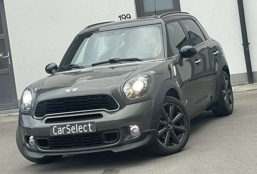 MINI 2.0 D  S ALL4 (4x4) / double toit ouvrant /