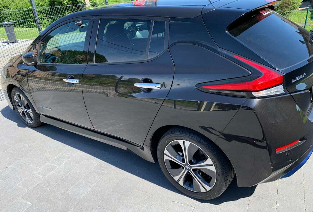 Nissan Leaf 40 kWh N-Connecta