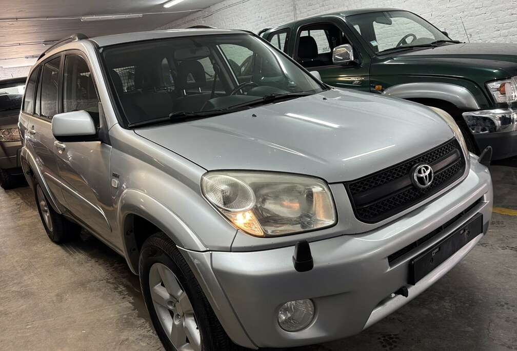 Toyota 2.0i VVT-i 16v 4x4 VX