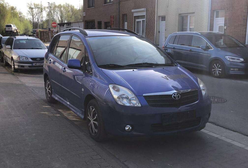 Toyota Corolla Verso 2.0 Turbo D4D Linea Luna