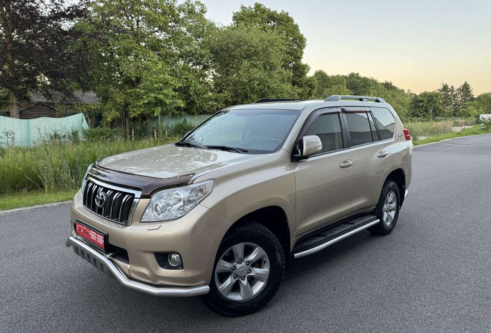 Toyota 3.0D-4D Auto / TXL / 5Place / Export Afrik