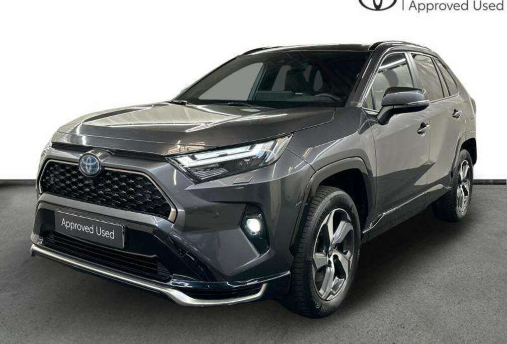 Toyota Premium Plus AWD PHEV