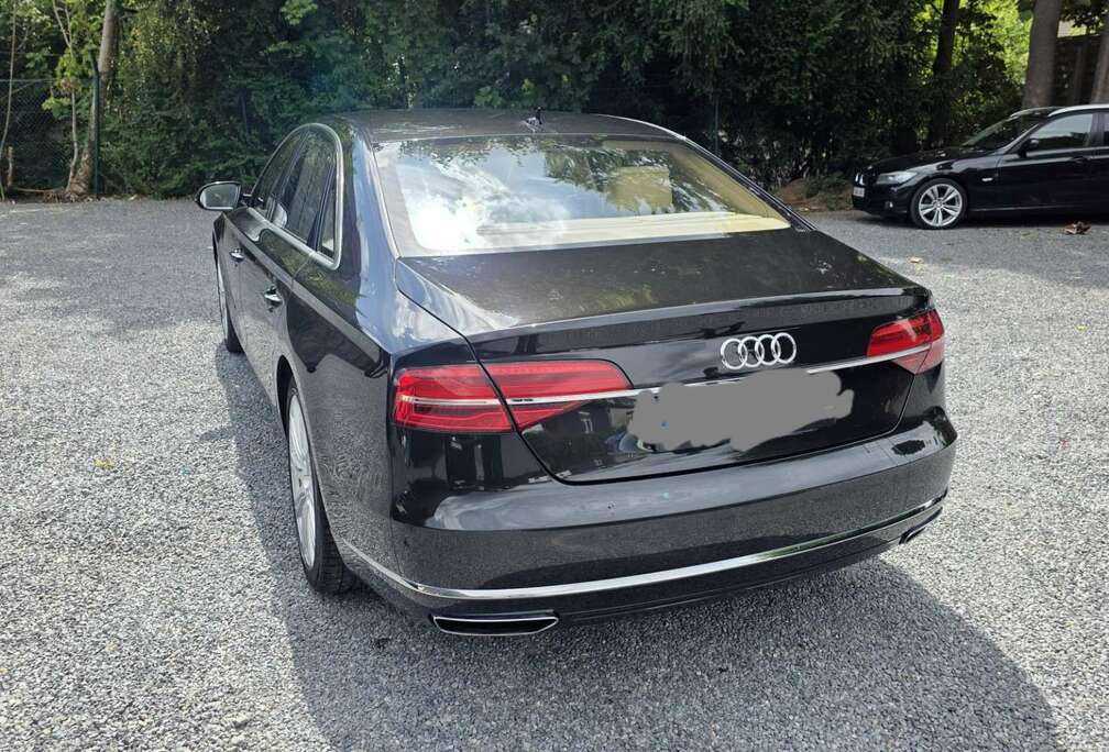 Audi 4.2 TDI DPF (clean diesel) quattro tiptro. Lang
