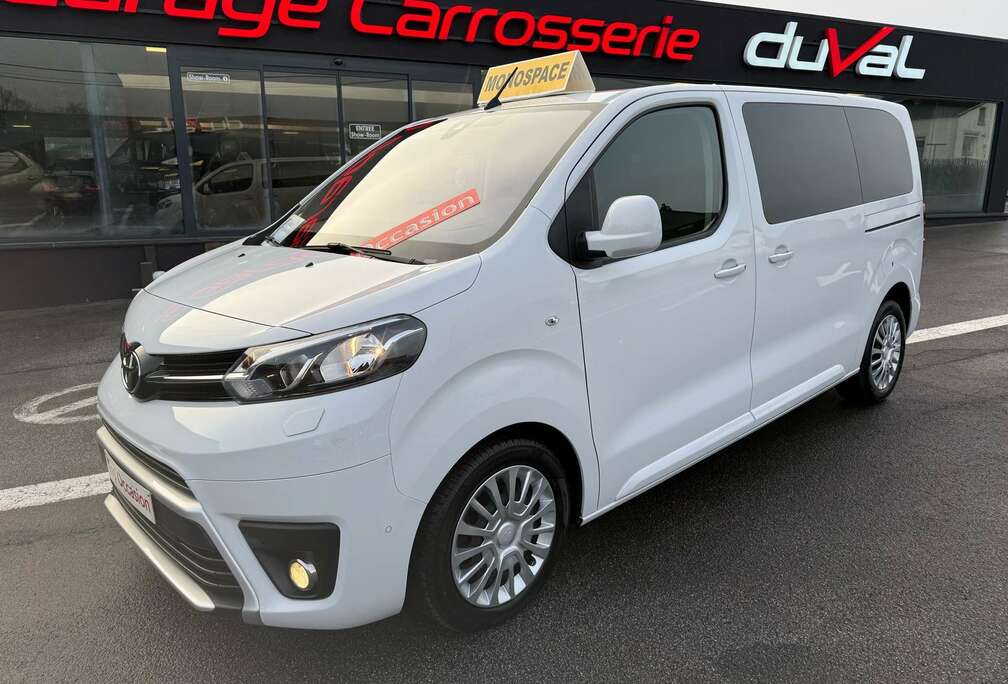 Toyota ETAT EXCEPTIONNEL8PLACESAUTOMATIQUE LE