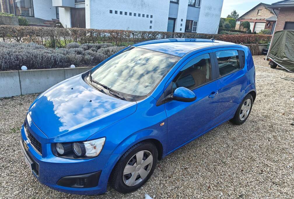 Chevrolet Aveo 1.2 LT