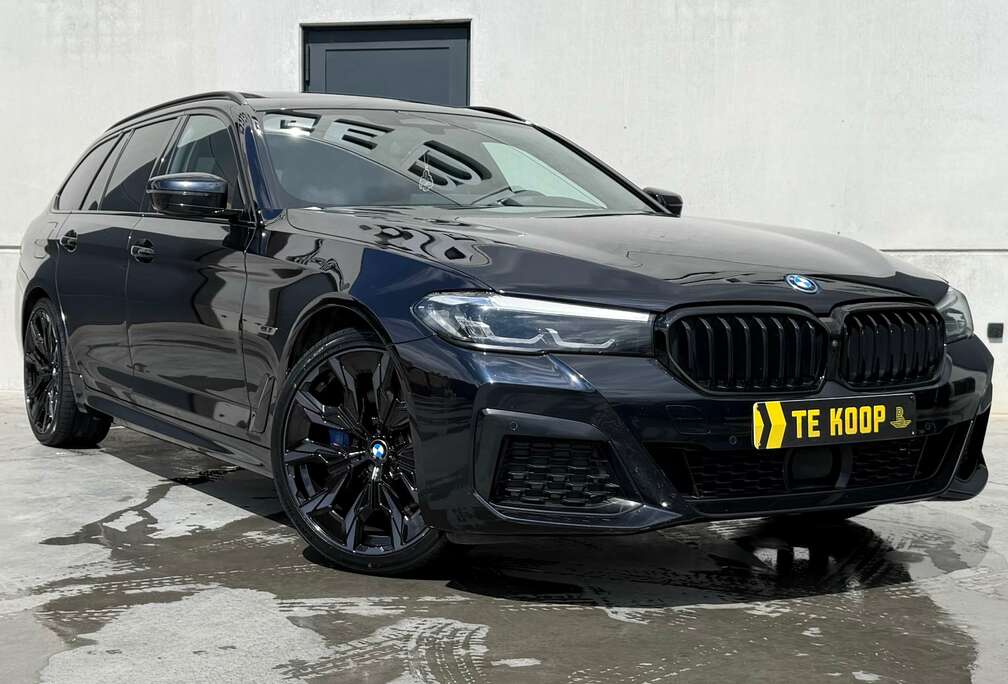 BMW M-Pack*Touring*Sportboost*Sportrem*Carbon-schwarz*PHEV*Pano*Trekhaak*ACC*360 Camera*Sfeerverlichting