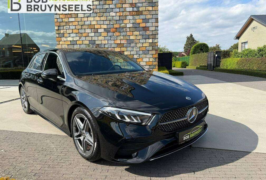 Mercedes-Benz AMG Line- Panoramadak  Trekhaak  Camera -