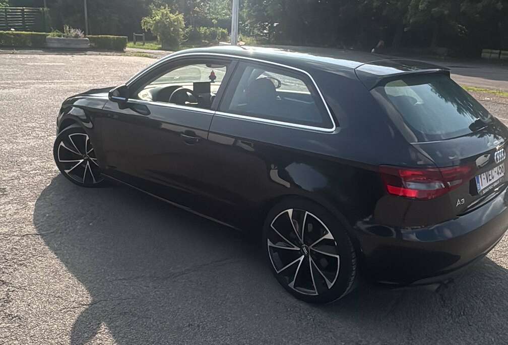 Audi 2.0 TDI 150 S Line