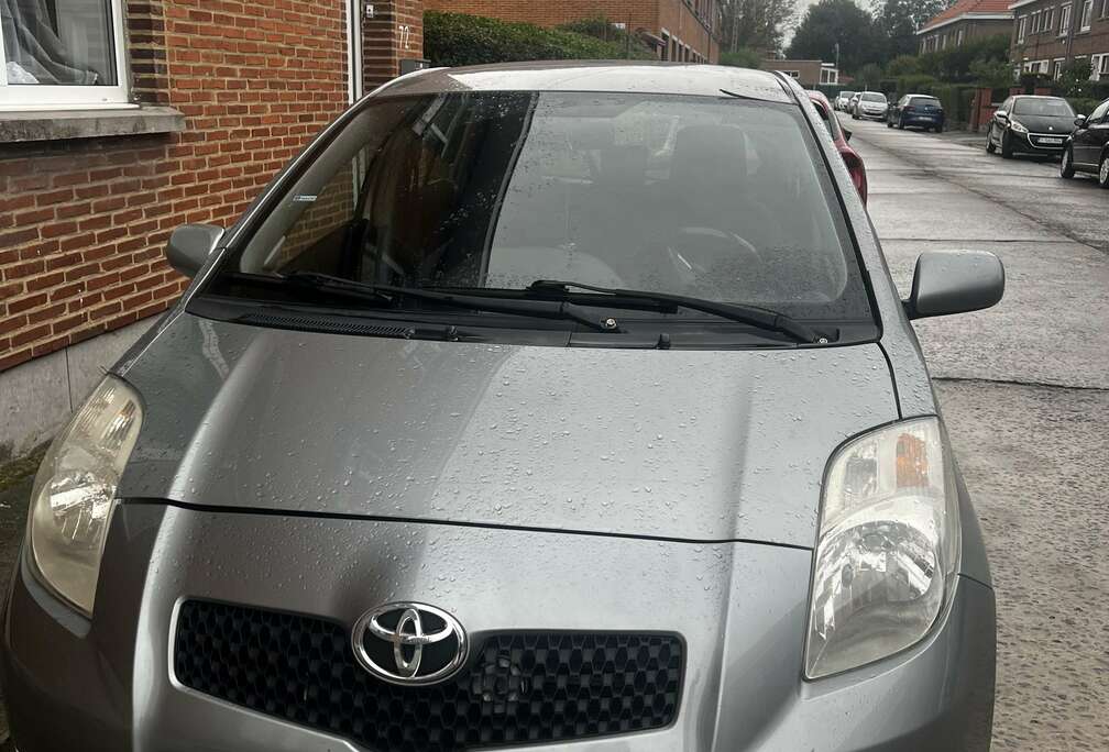 Toyota 1.0 - 69 VVT-i Luna