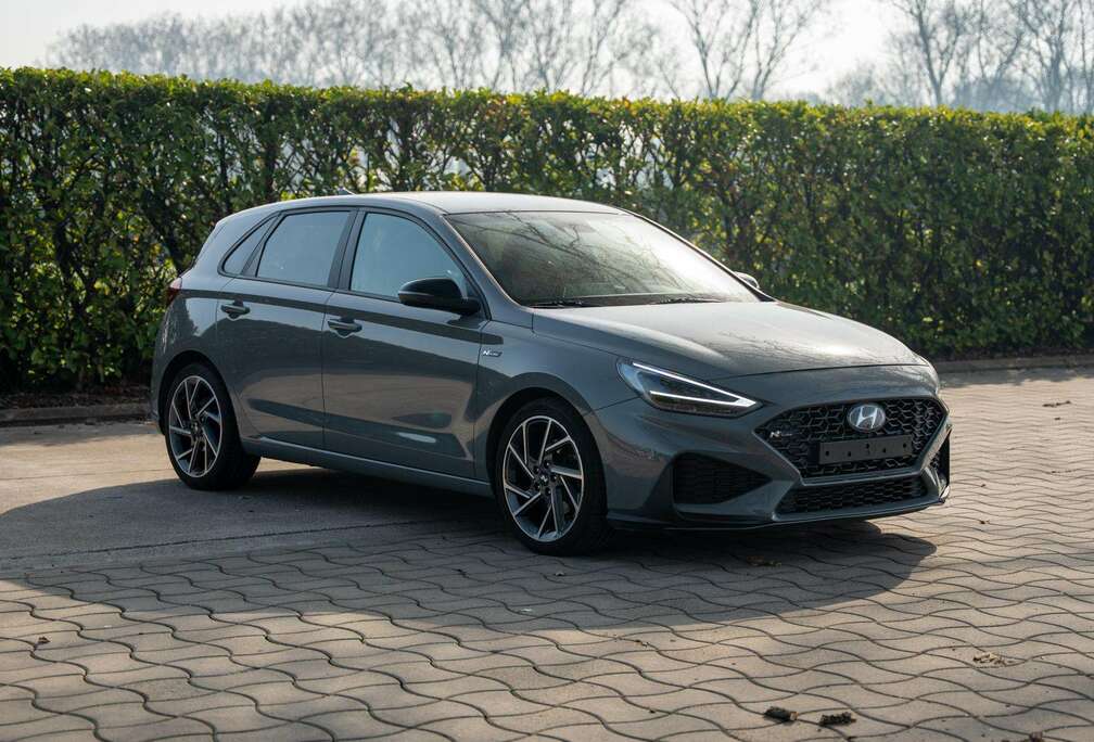 Hyundai i30 1.5 T-GDi MHEV Sky N-Line Sensation