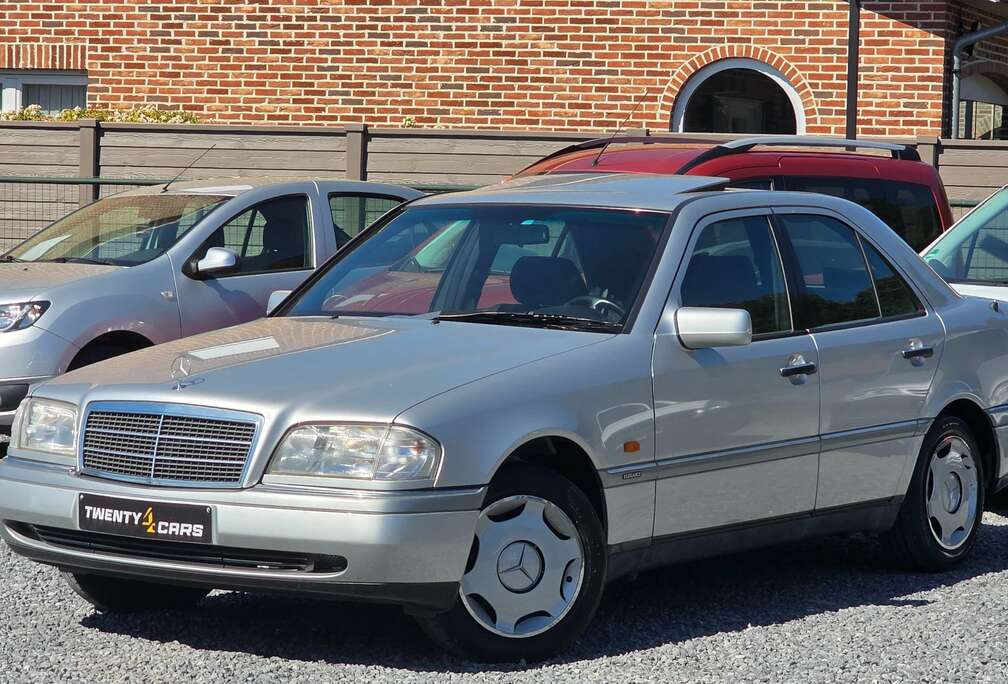 Mercedes-Benz C 180 Elegance
