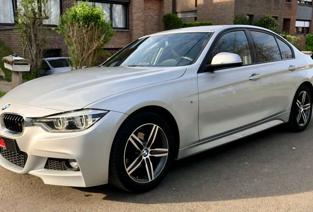 BMW 318 dA Pack M