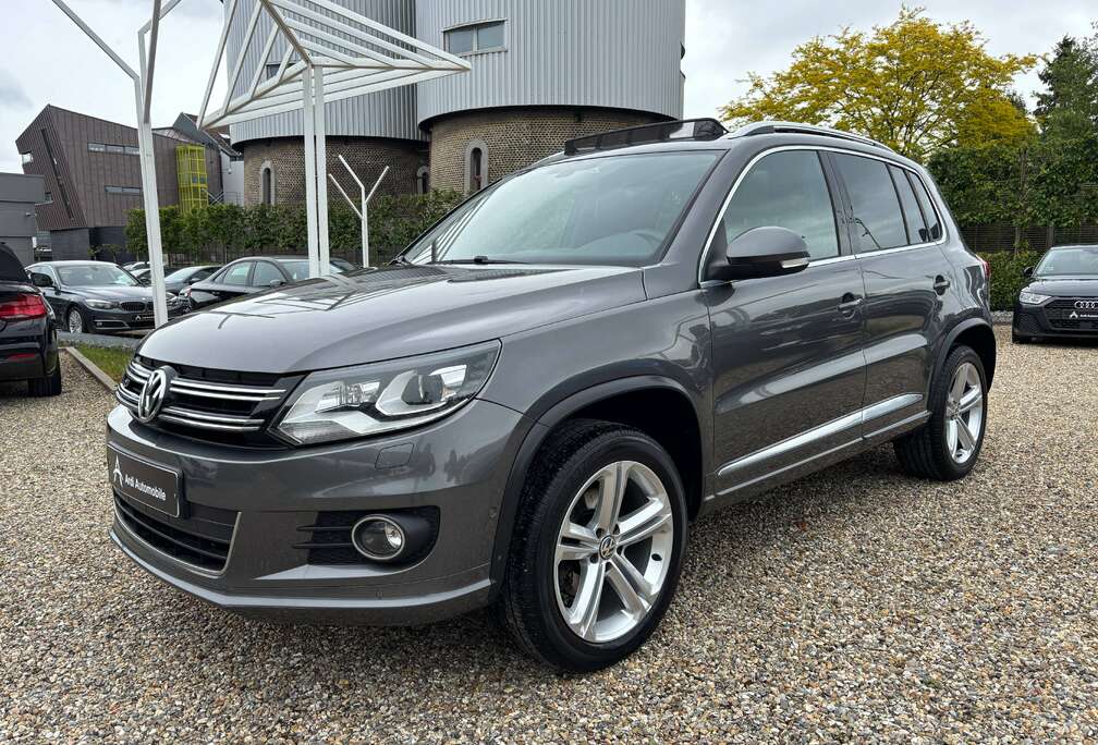 Volkswagen 2.0 TDi *R Line*TOIT OUV+PANO*XENON*CAPTEUR*1ER PROPRIO*