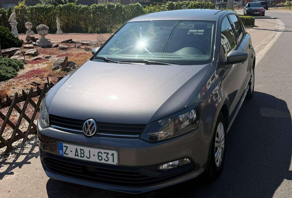 Volkswagen Polo 1.0i Gekeurd voor verkoop met onderhoudsboek