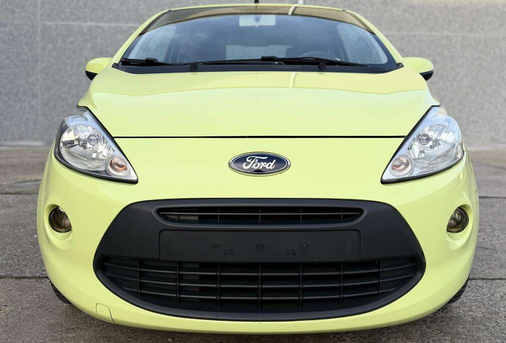 Ford Ka 1.2i Ambiente ++ 59000KM + CLIM + PANO + NEW ++