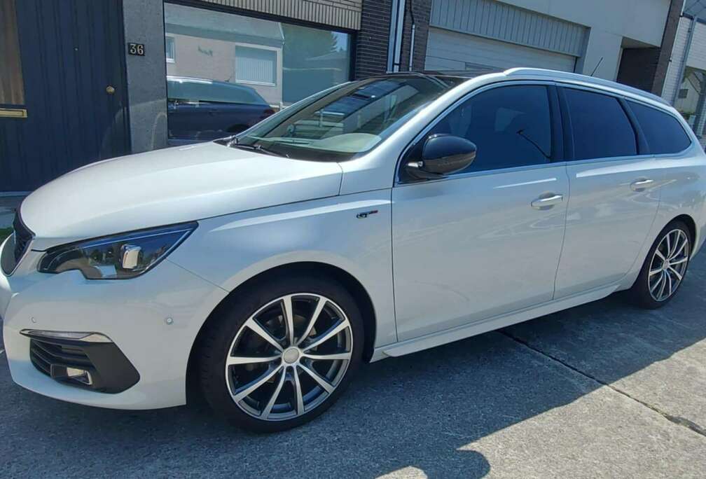Peugeot 308 SW PureTech 130 GPF EAT8 Stop