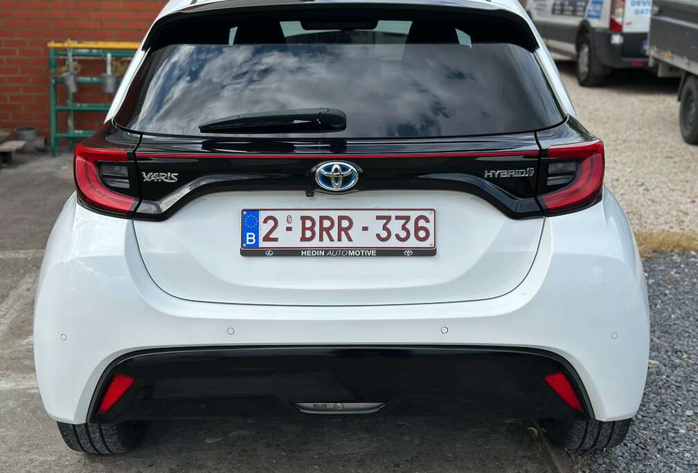 Toyota yaris 5 d. 1.5 Hybrid e-CVT style LHD