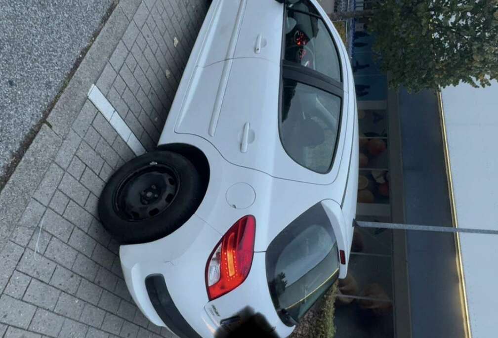 Peugeot 207+ 1.4i Access