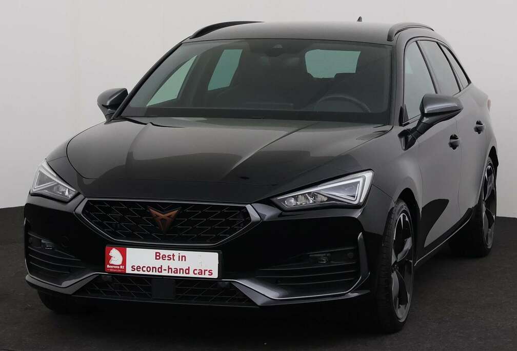 SPORTSTOURER 1.5 i DSG MHEV + CARPLAY + CAMERA + P