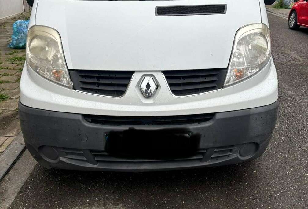 Renault 2.0 dCi 27 L1H1 Confort FAP (EU5)