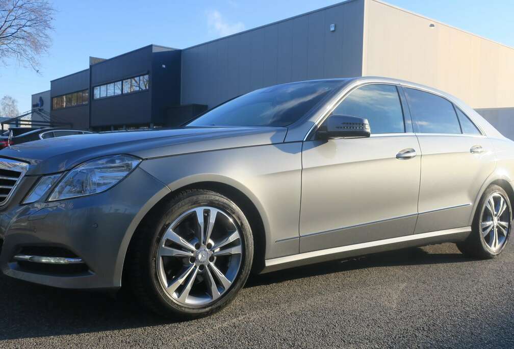 Mercedes-Benz E 300 BlueTEC HYBRID 7G-TRONIC Avantgarde