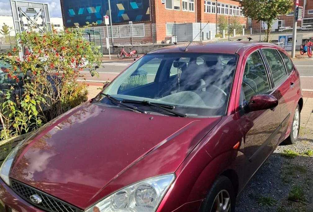 Ford 1.6 Futura