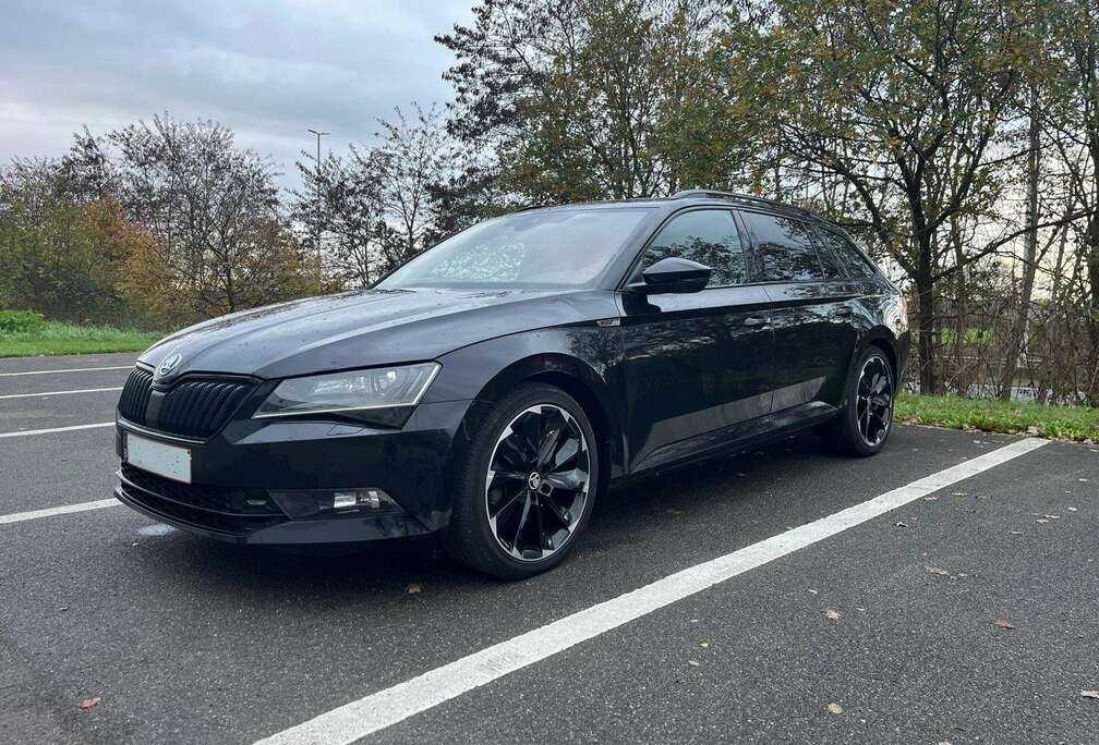Skoda Superb Combi 2.0 TDI DSG Sportline
