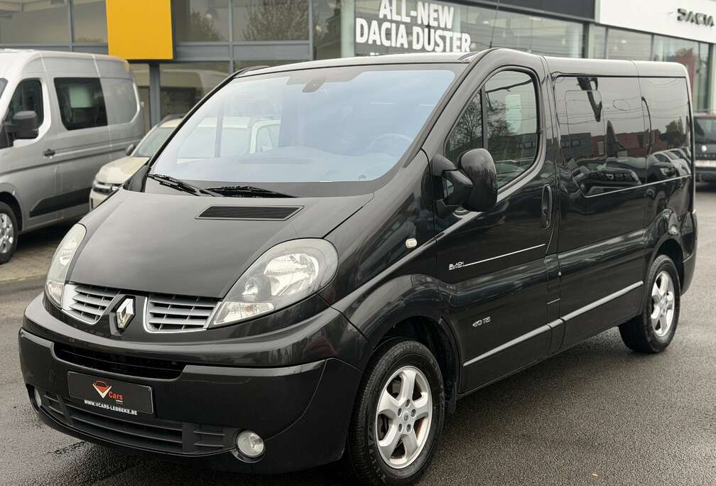 Renault Trafic Passenger 2.0 dCi L1H1 Black Edition FAP Quicksh.